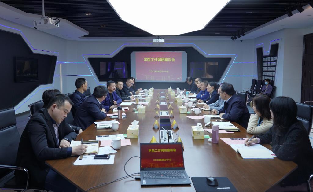 说明: //www.cpforum8.com/__local/1/DC/83/8867CC0F18037448A4A30555EED_8890A83A_14145.jpg